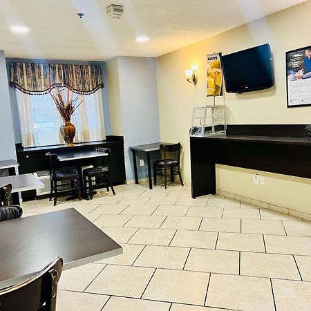 Microtel Inn Georgetown - Lexington North Bagian luar foto