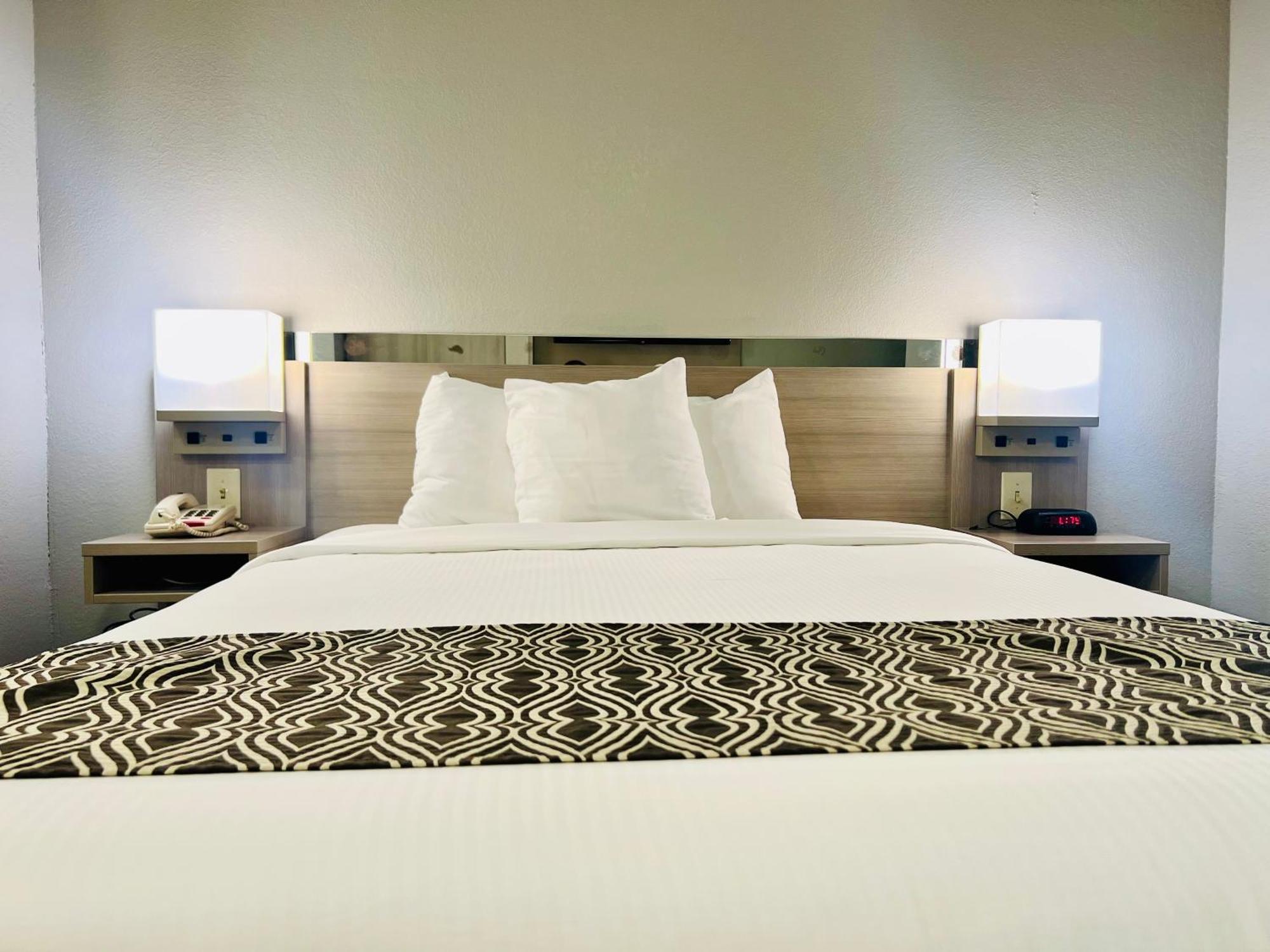 Microtel Inn Georgetown - Lexington North Bagian luar foto