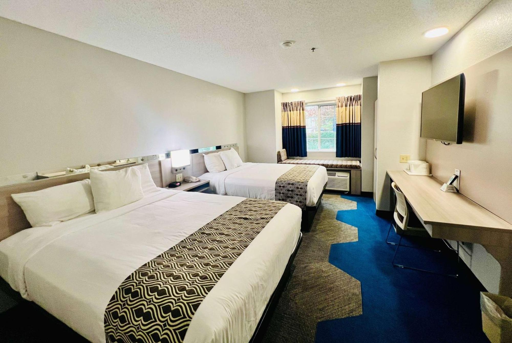 Microtel Inn Georgetown - Lexington North Bagian luar foto